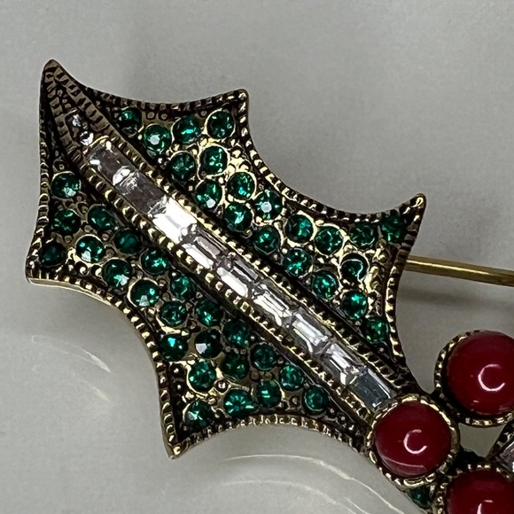 HEIDI DAUS "Holly Sprig" (with Red Holly Berries) Christmas Pin Brooch Signed - Picture 8 of 10